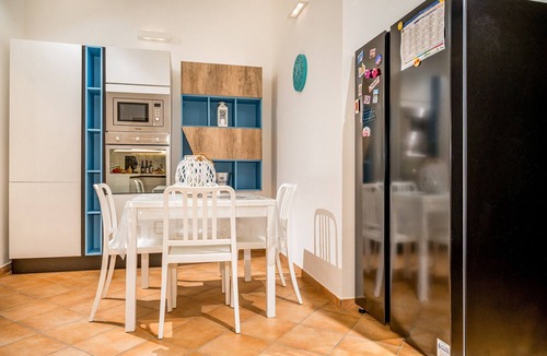 Custonaci Villa | Villa "Summer Spritz" vicino alla spiaggia con vista sulle montagne, Wi-Fi