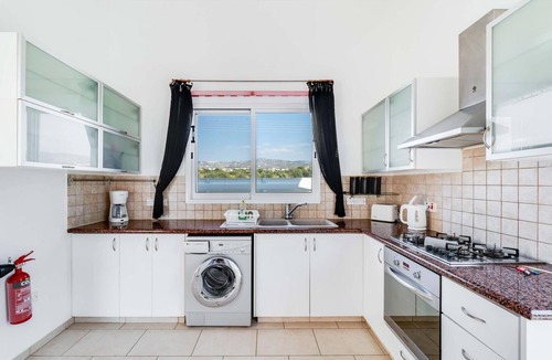 Pegeia Villa | Villa Summerside by Ezoria Villas