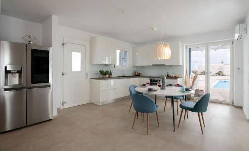 Mikri Vigla Villa | Villa Sun