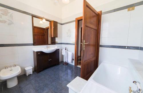 Massa Pisana Bed & Breakfast | Villa Sunrise