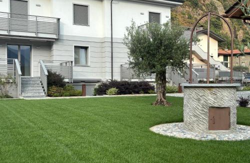 Dervio Villa | Villa Sunrise - Luxury property with pool & large private garden, few steps from the beach, ideal for families and people with mobility issues