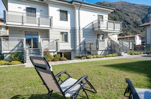 Dervio Villa | Villa Sunset - Luxury property with pool & large private garden and parking, few steps from the beach, ideal for singles, couples and a family