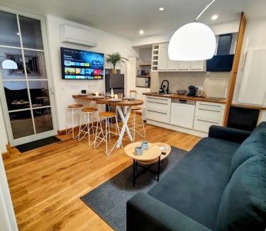 Bagneres-de-Luchon Apartment | Villa Superbagneres