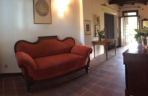 Salgareda Villa | Villa surrounded by greenery. 11 beds. 5km from the MC Arthur Glenn outlet