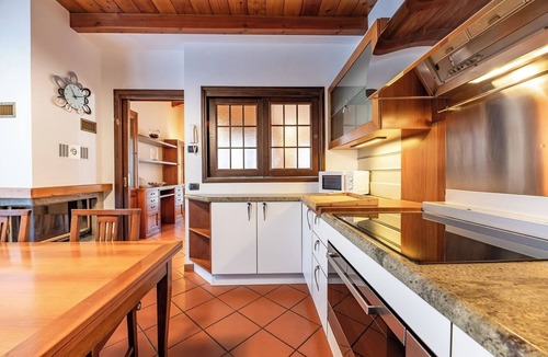 Vignola Villa | Villa Tamara - Private villa with pool near lake