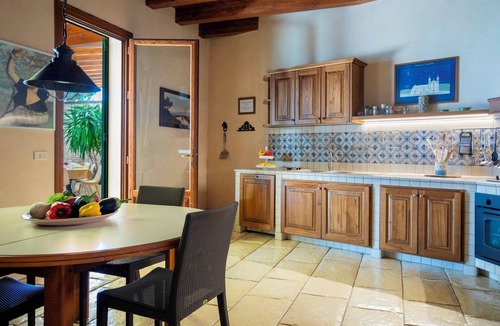Licata Villa | Villa Terra Del Sole 8, Emma Villas