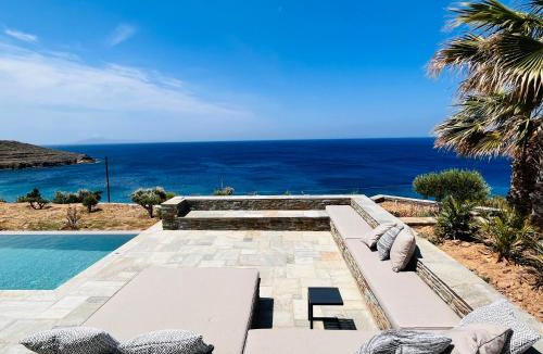 Batsi House | Villa Thalassa, Beachfront, Private Pool & Sunset Views by Explore Andros