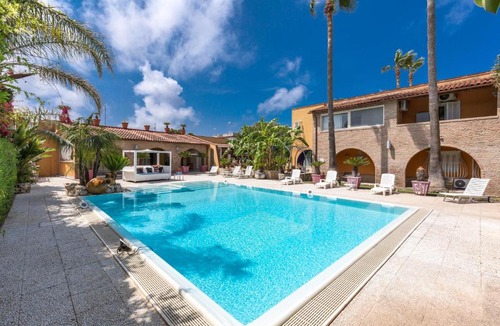 Taranto Apartment | Villa Thalissa by Perle di Puglia