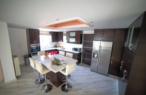 Mires Villa | Villa Thea