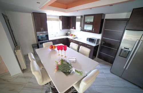 Mires Villa | Villa Thea