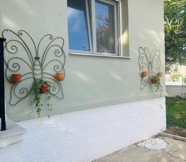 Topeiros Apartment | Villa Thea