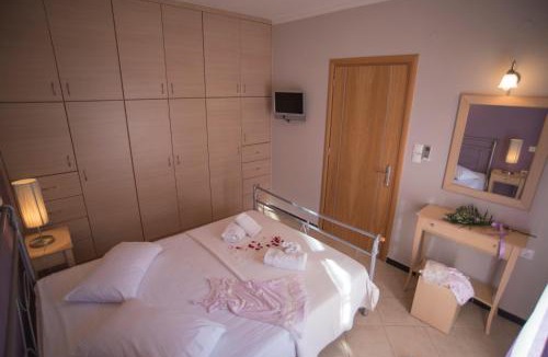 Nikiana Apartment | Villa Theodora