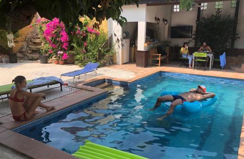 Aradippou Bed & Breakfast | Villa Thermopilon