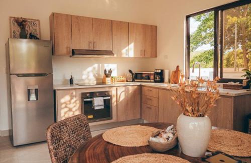 Las Lomas House | Villa Ticalma