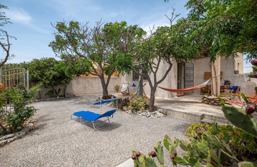 Torre Castiglione Villa | Villa 'Torre Castiglione' with Sea View, Garden, 2 Terraces & Wi-Fi