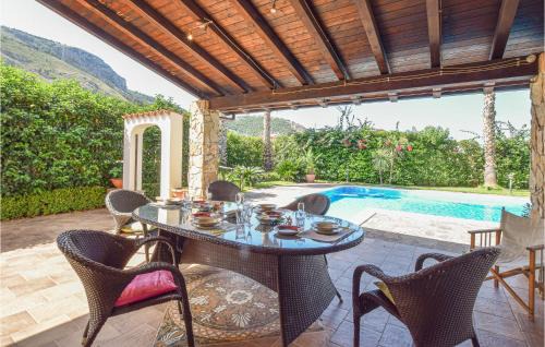 Torre Colonna-sperone House | Villa Tourig Beach
