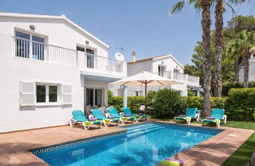 Cala Blanca Ski Chalet | Villa Tranquila
