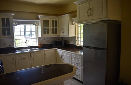 Charlotte Condo | Villa Tranquil