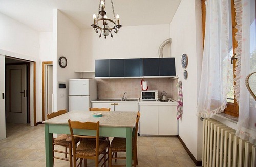 Barberino Val d'Elsa Villa | Villa Tristano Grande: A splendid three-story villa located on top of a small hill, with Free WI-FI.