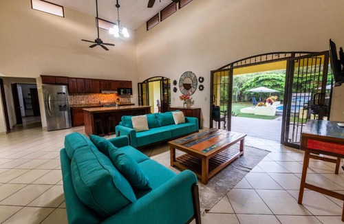 Esterillos Este Villa | Villa Tropical by Vacation Pura Vida