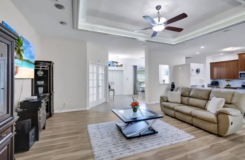 Mariner Villa | Villa Tropicale: A Serene and Exclusive Southwest Florida Villa!