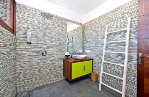 Dewi Sri Villa | Villa True Colors