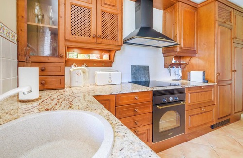 Manacor Villa | Villa Turo del Sol with partly Sea View, Pool, Garden, Terrace, Balcony & Wi-Fi