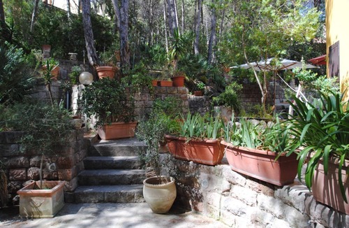 Narbolia Villa | Villa under pine trees by the sea