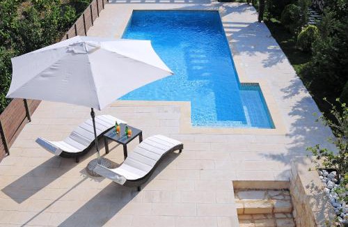 Dhrakata Villa | Villa Unique