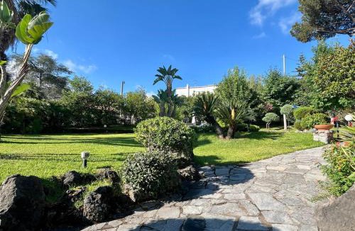 Ischia Porto Villa | Villa Valè con piscina