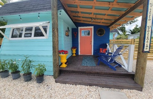 Key Largo House | "Villa Valentina" offers you a private tropical beach within our community
