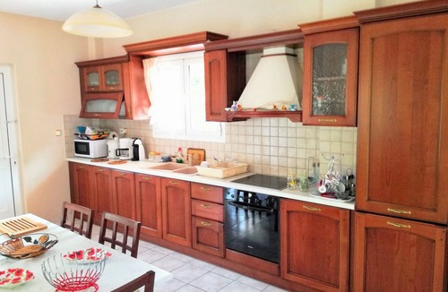 Ipsos Villa | Villa Valia Seaside (Superior Beach Level Villa)