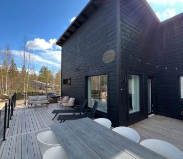Lestijarvi Ski Chalet | Villa Valkeinen