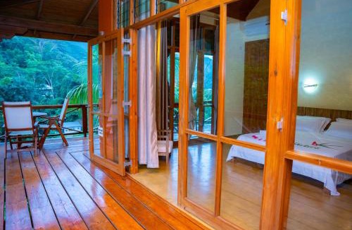 Port Glaud Bed & Breakfast | Villa Vanilla