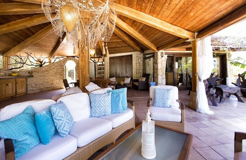 Alghero Villa | Villa Venere Alghero, privacy for 12 people, private swimming pool, surrounded by greenery