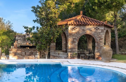 Chalcis Villa | Villa Verde Evoia