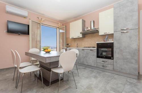 Mascali Villa | Villa Veronica