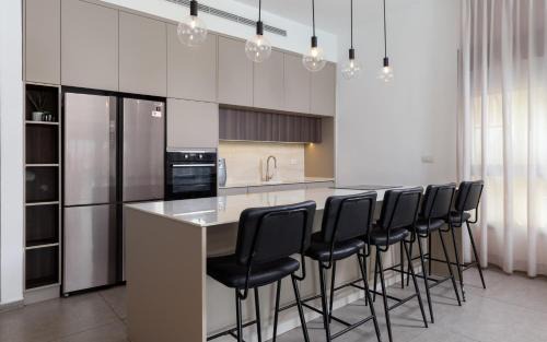 Eilat Villa | Villa Vibes Eilat Ari - 4 bedrooms with heated pool
