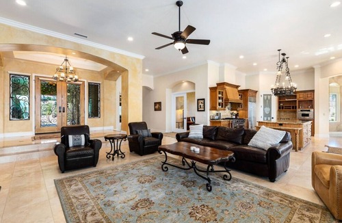 Temecula House | Villa Vigna - Gorgeous Mountain View with Private Pool!