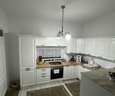 Comiat Villa | Villa Viktória