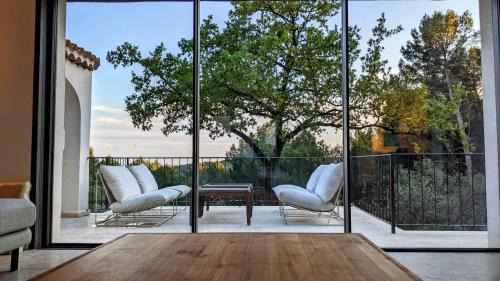 Eguilles Villa | VILLA VOGA- Luxury family holidays Aix-en-Provence