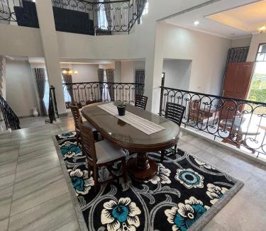 Ciloto Villa | Villa Walikota