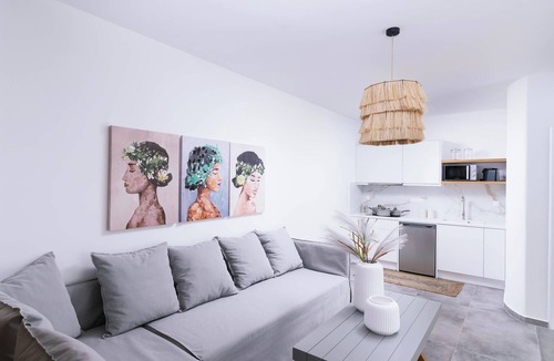 Matala Villa | Villa White in Blue with private swimming pool