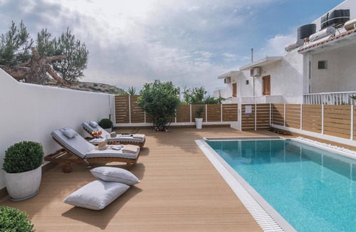 Matala Villa | Villa White in Blue with private swimming pool