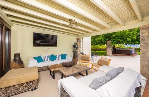 Potamos Villa | Villa Wild Willow
