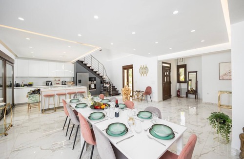 Potamos Villa | Villa Wild Willow - Six Bedroom Villa, Sleeps 12