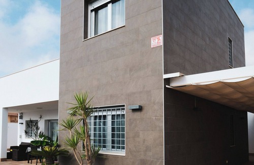 Mil Palmeras Ski Chalet | VILLA WITH PRIVATE POOL