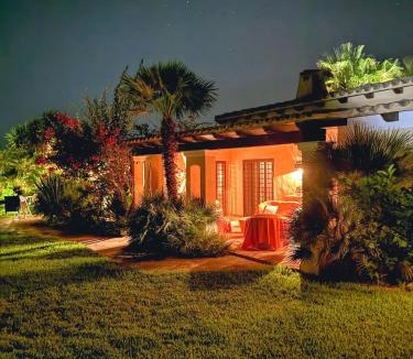 Castelvetrano Villa | Villa with Saltwater Pool and Large Garden in Selinunte