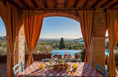 Castiglion Fiorentino Villa | Villa with pool and air conditioning