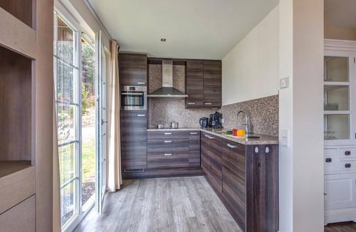 Kronenburg Villa | Villa with bubble bath, solarium and fireplace